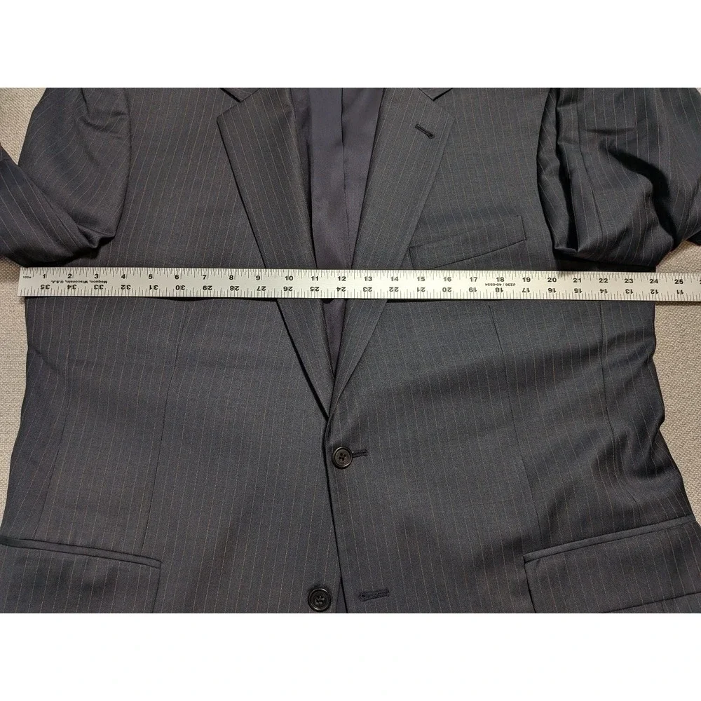 Jos A Bank Men's Blazer 46R Charcoal Pinstripe 100% Wool Signature Collection